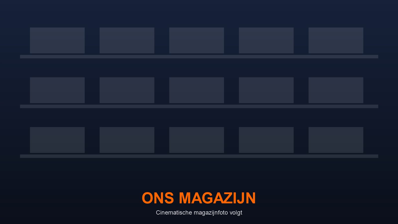 Het magazijn van Topvoetbalshirts.nl: rijen stellingen vol originele voetbalshirts op voorraad